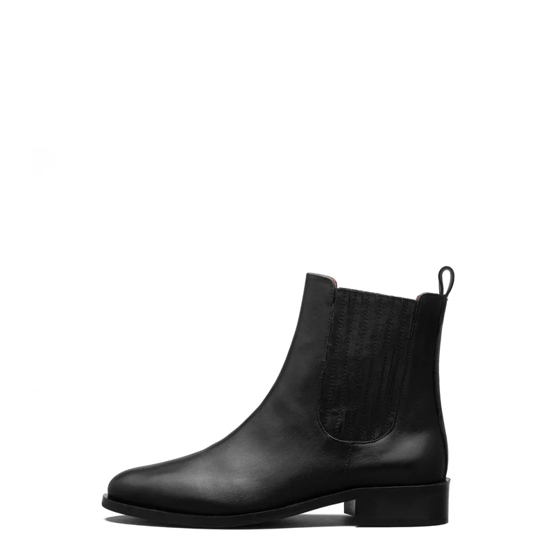 Isabel Bernard Vendôme Chey Schwarze Chelsea Boots aus Kalbsleder IB53012-001-42