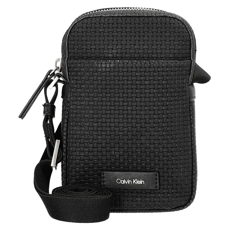 Calvin Klein Embossed Wovan - Umhängetasche 17 cm (black)