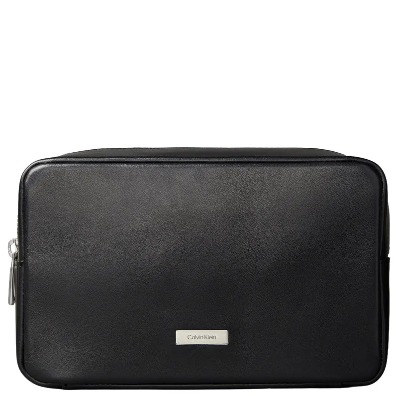 Calvin Klein Plaque - Kulturbeutel (black)